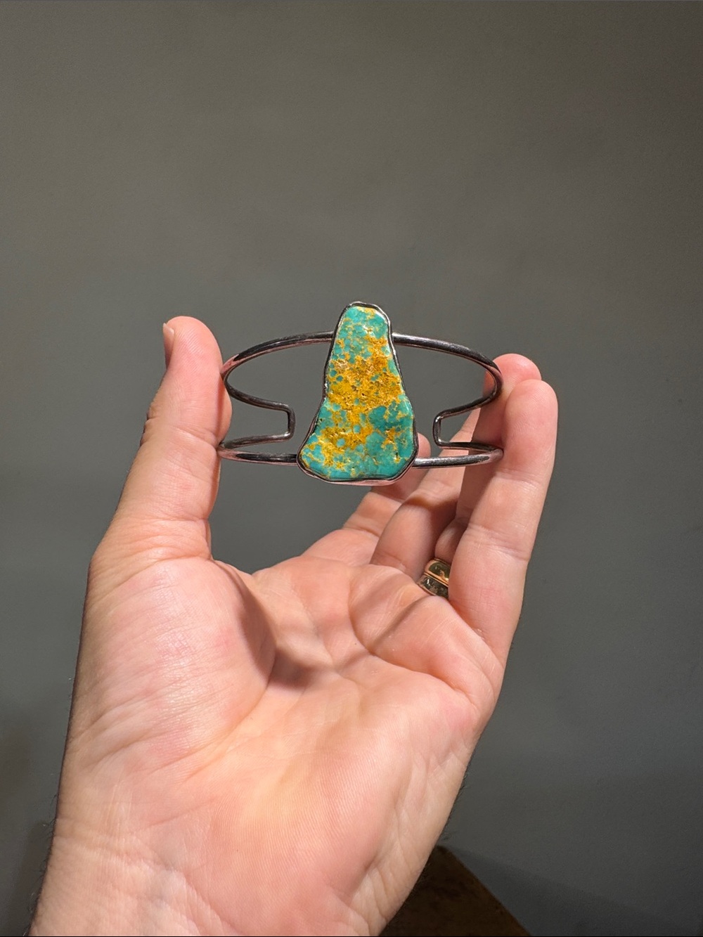 Handcrafted Turquoise and sterling silver Cuff Bracelet - Women Jewelry